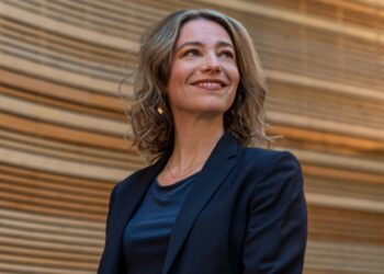 Karen de Lathouder: Leading Towards a net zero Future