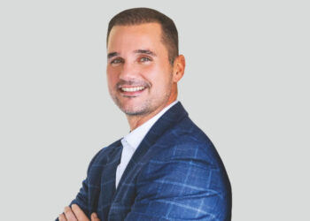 TIM MADDEN: Propelling High Achievers to Unprecedented Career Growth through Executive Career Upgrades